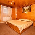 Деревянный коттедж Smerekova Hata Яблоница