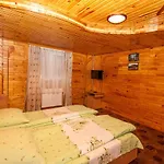 Smerekova Hata Деревянный коттедж