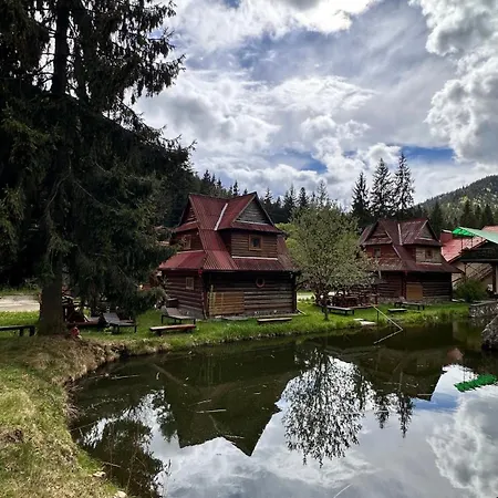 Lodge Smerekova Hata Yablunytsya