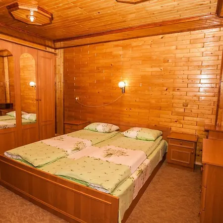 Smerekova Hata Lodge *